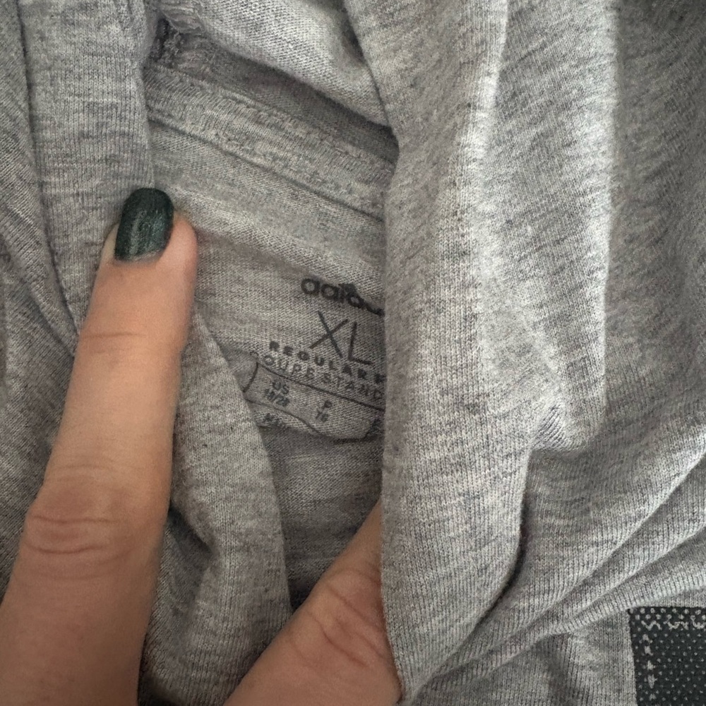 Adidas Gray Long Sleeve Hooded Tee with Graphic Patches - Picture 4 of 4